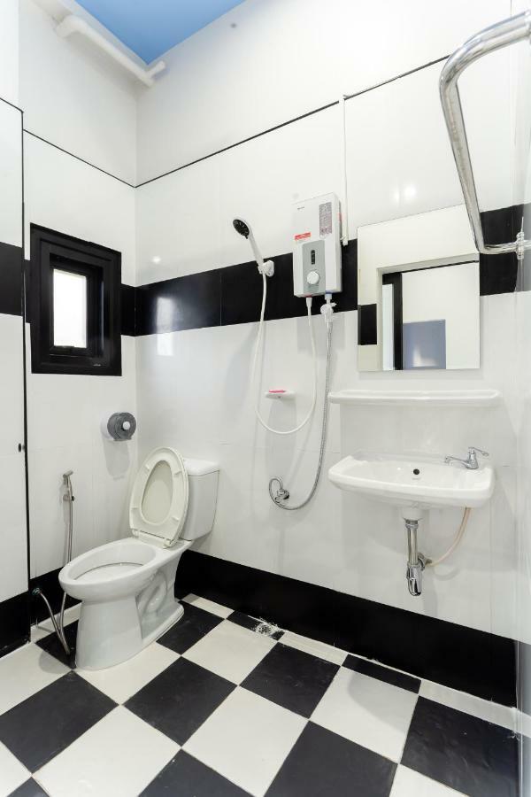 Udomsuk Hotel Satun Luaran gambar